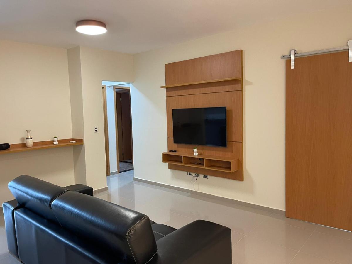 شقة أوباتوبا  في Apartamento Com Piscina No Centro المظهر الخارجي الصورة