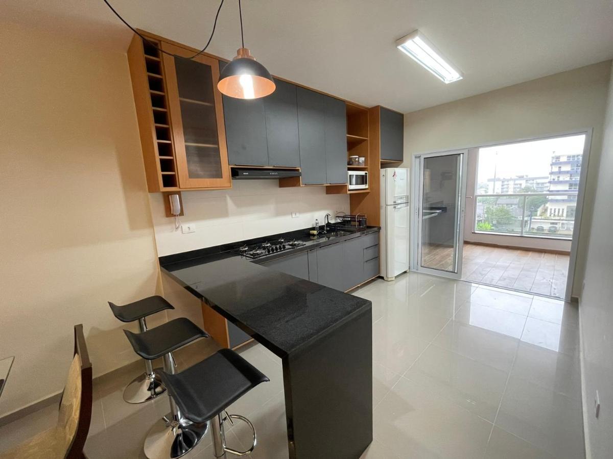 شقة أوباتوبا  في Apartamento Com Piscina No Centro المظهر الخارجي الصورة